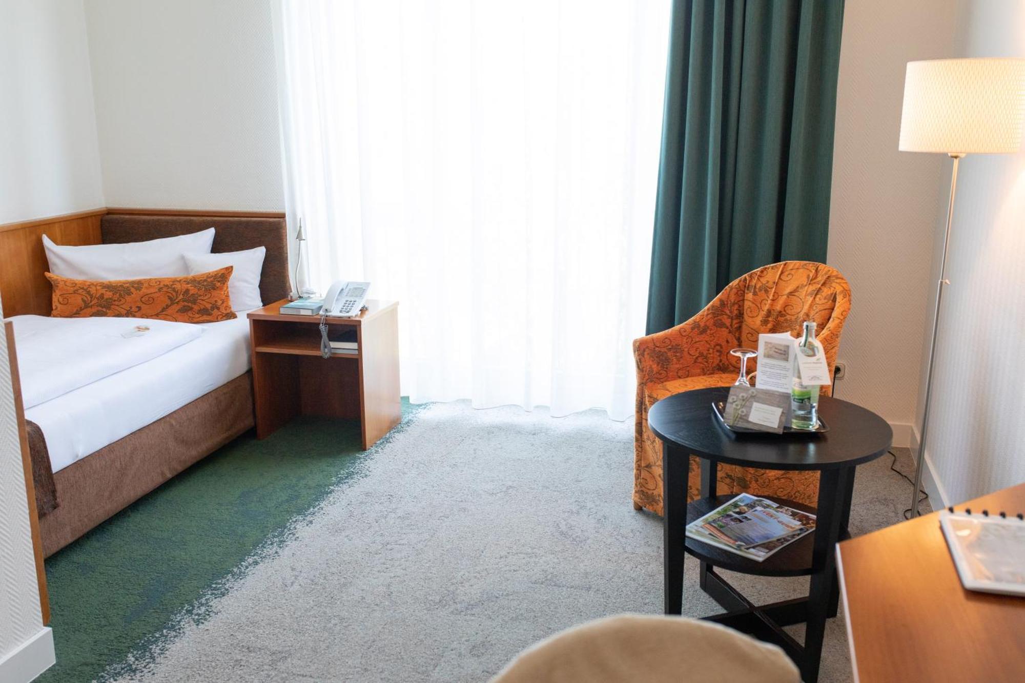 Landhotel Rügheim Esterno foto